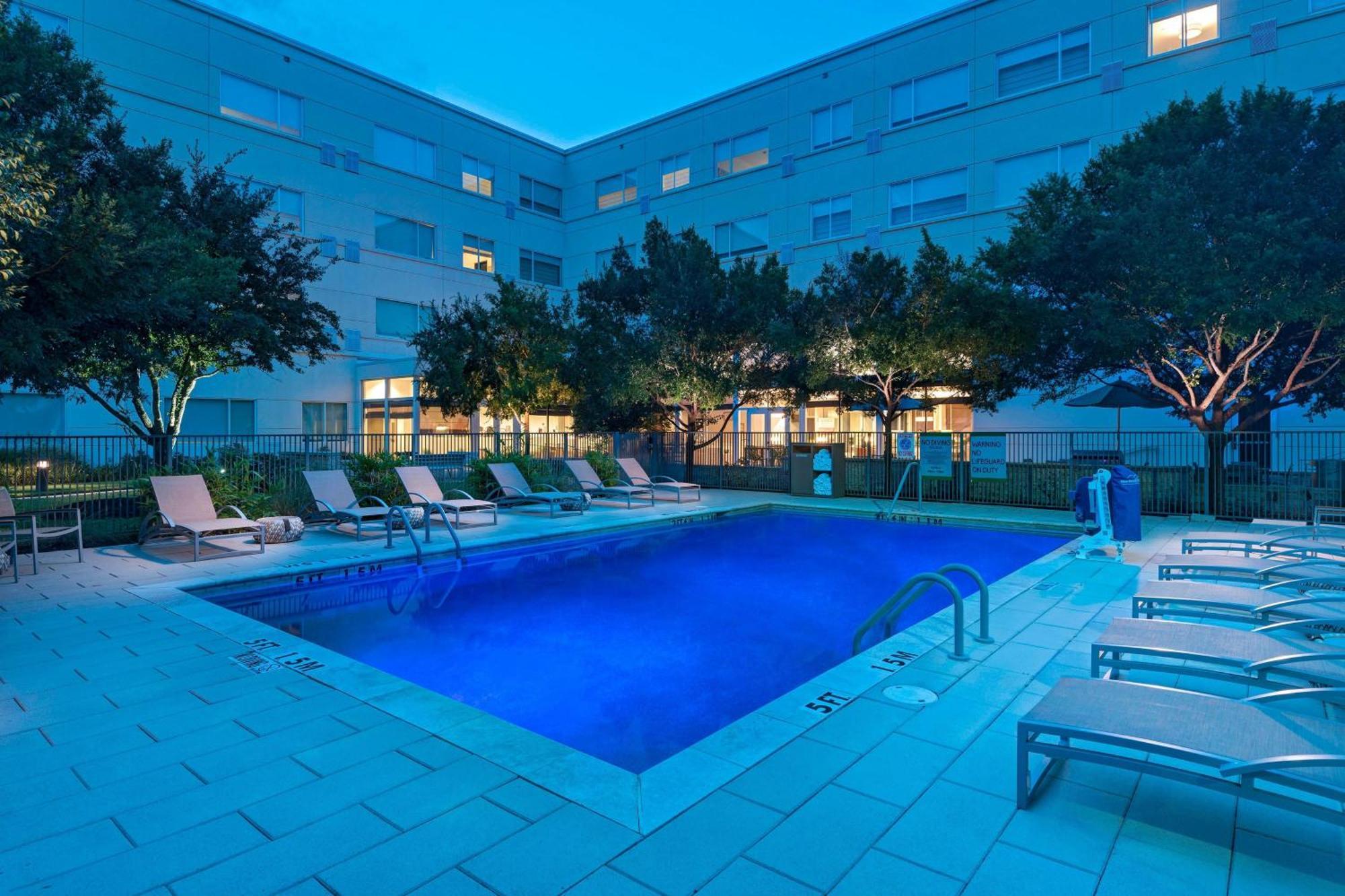 Отель Element Houston Vintage Park Louetta Экстерьер фото